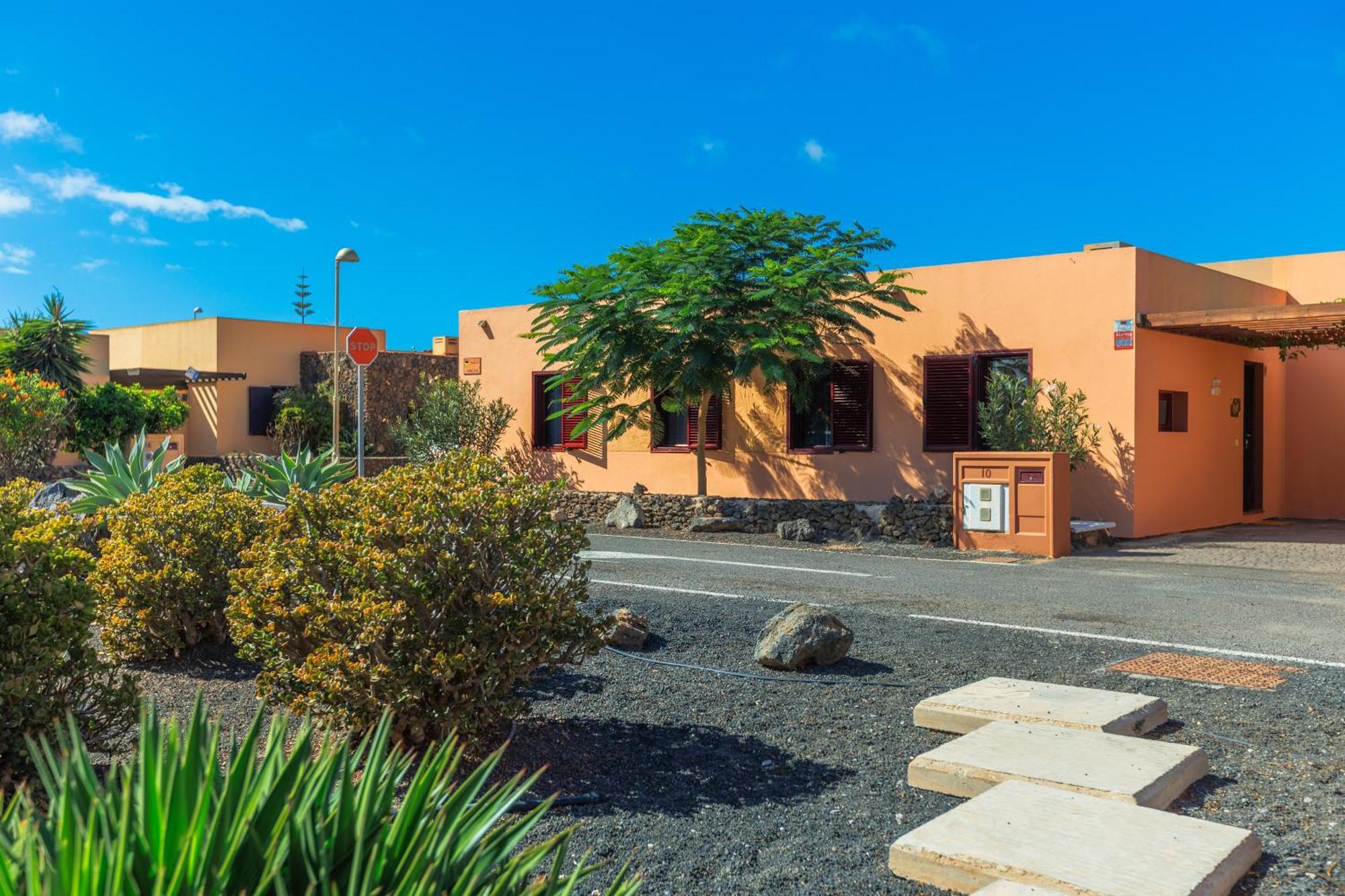Villa Jacuzzi & Barbecue La Oliva Exterior foto