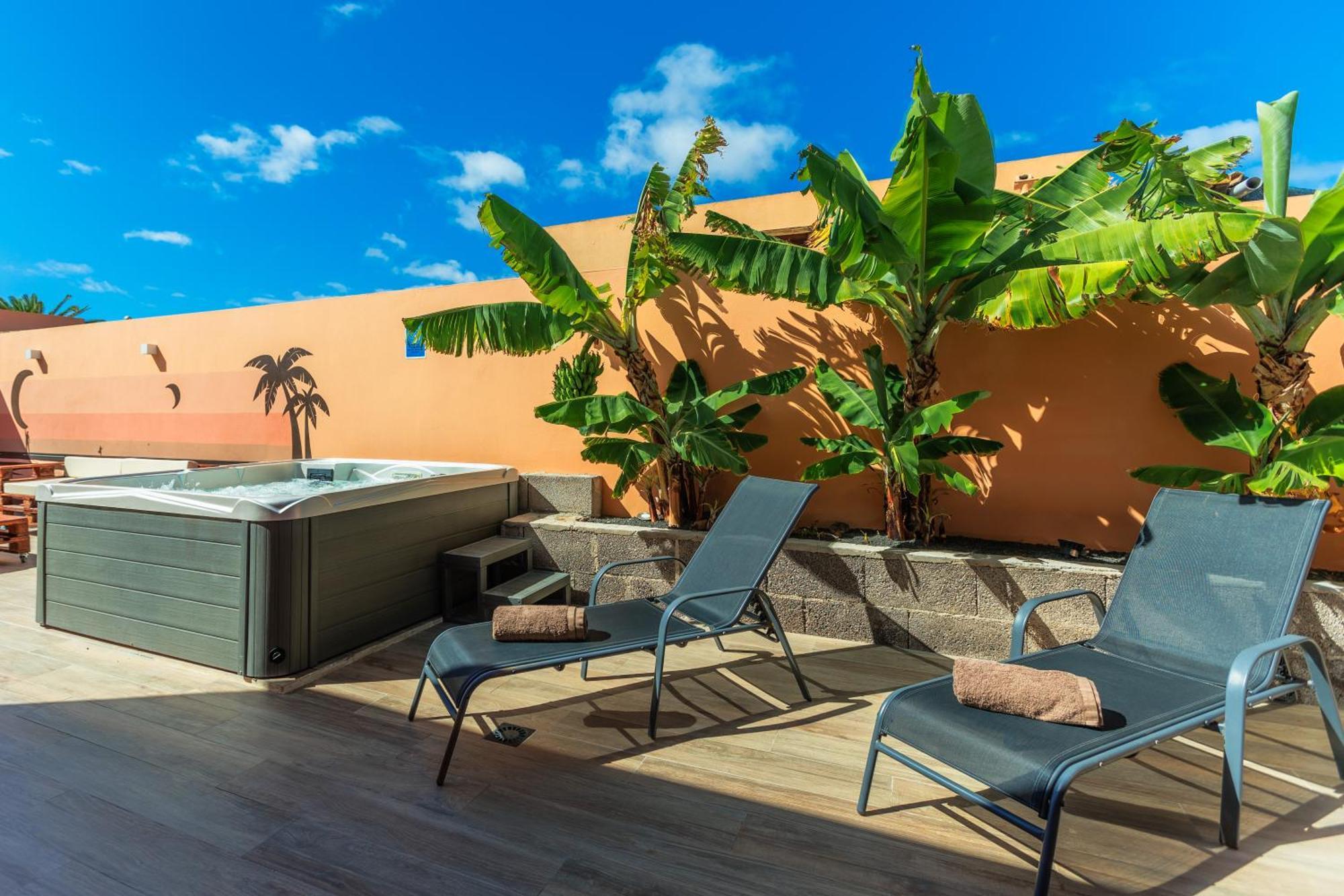 Villa Jacuzzi & Barbecue La Oliva Exterior foto